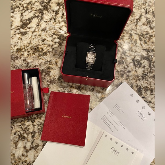 Cartier Tank Solo Watch - Picture 4 of 12